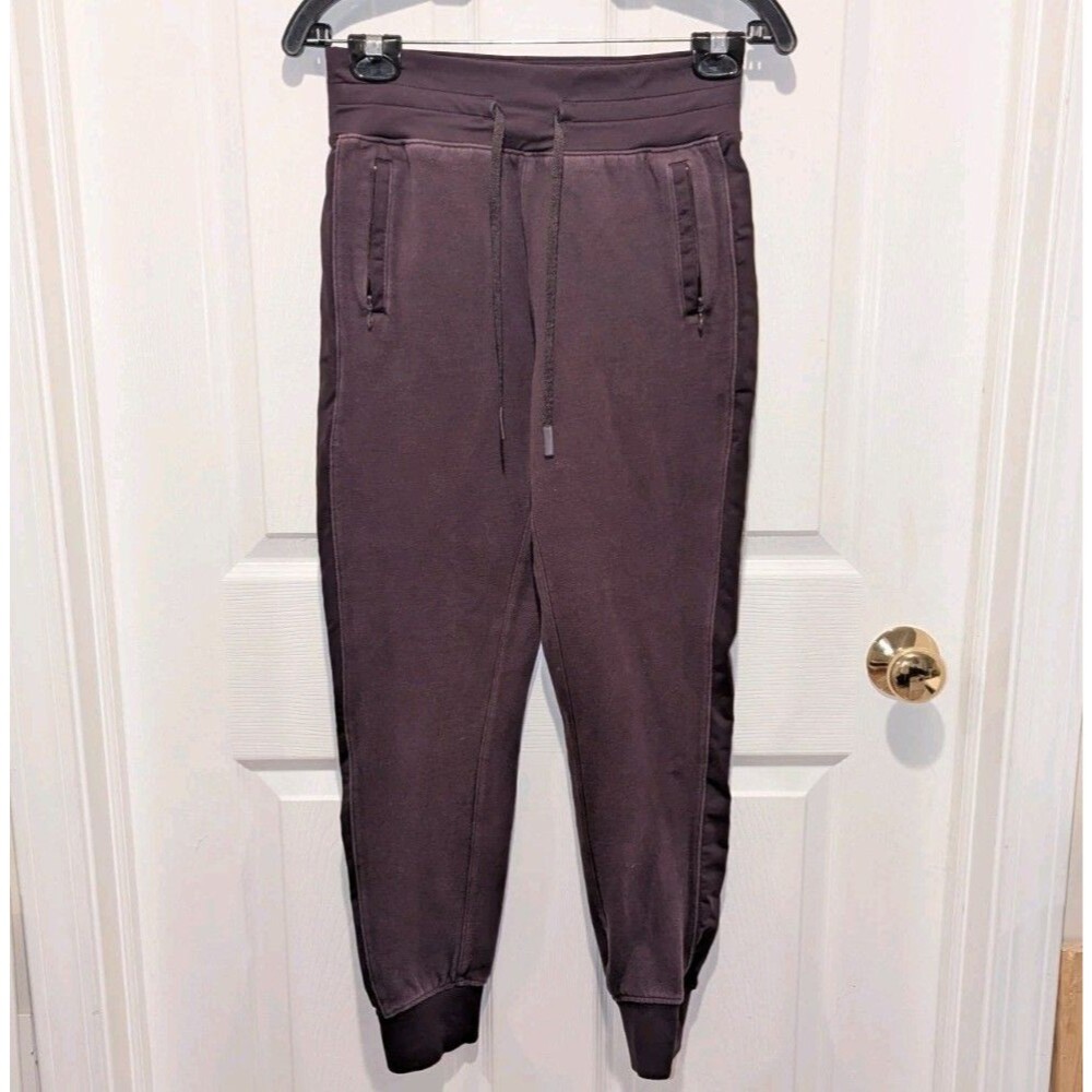 Athleisure Cozy "Get Going" Joggers Lululemon Size 4 Plum Soft Girl Aesthetic